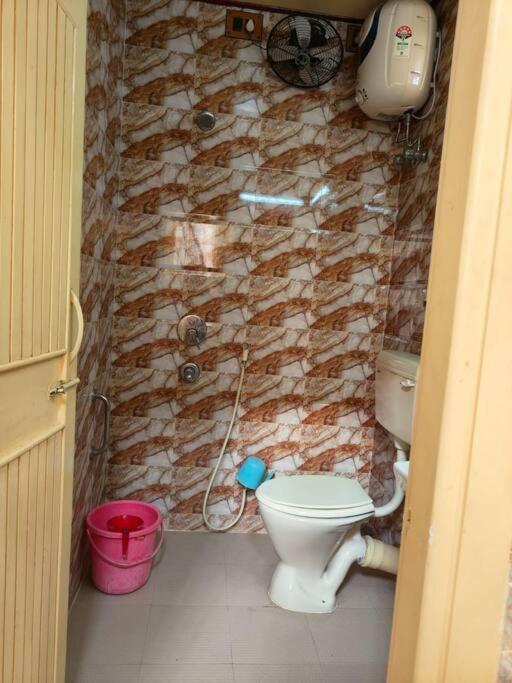 Premium Apartment, Kolkata Airport Экстерьер фото